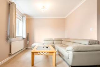 Bulkington & Coventry Lodge - With Peaceful & Serene Environment - 3