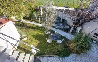 4 Bedroom Awesome Home In Villars - 7