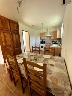 Maison au calme avec piscine et climatisation - 2