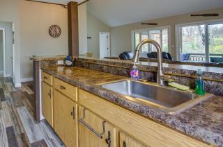 Walk to Lake Osage Beach Home with Grill! - Osage Beach - 3