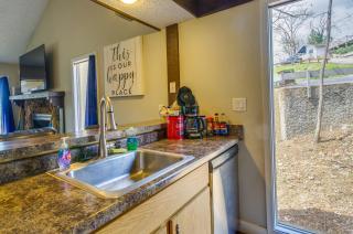 Walk to Lake Osage Beach Home with Grill! - Osage Beach - 4