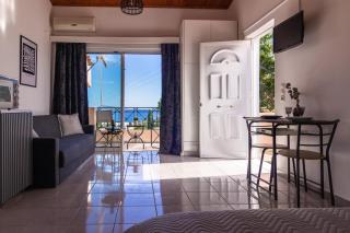 Maison with apartments near to the beach - Porto Heli - 8