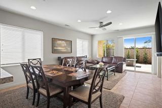 Walking distance to Coachella and Stagecoach with 4 bedrooms - 2