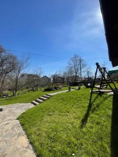 у Михайла - 2