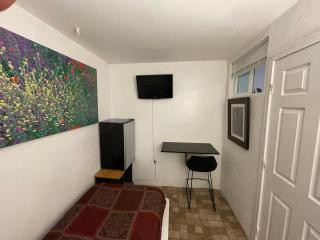 The Yellow Penthouse LLC - 6