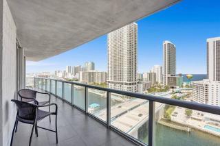 Luxury condo with ocean view 4Bedrooms 3Bathrooms - Hallandale Beach - 5