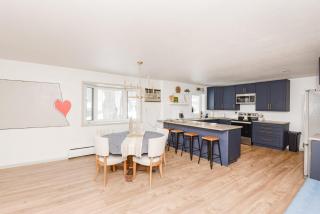 NEW Remodeled Townhome in Central Fargo - 1