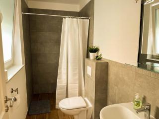 WORKATION Luxury Nature House , 10 min VW , Relax from Work mit Terrasse, Balkon und Parkplatz - 5