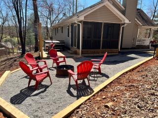 Less than 3 miles to Downtown with firepit - Ellijay - 8