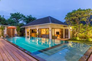 5 bedrooms villa 400m Berawa beach 12m Pool ! - Canggu - 4