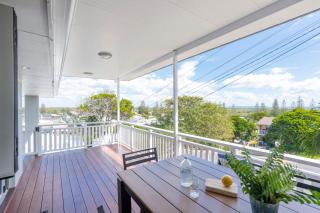 Surf & Sand - Oceanstays - Yamba - 2