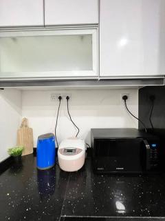 Lily King (modern and comfy) - 4