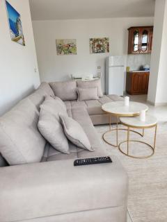 Lydia's Place by the beach - Golem - 7