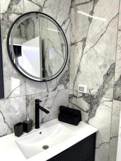 Stylish and spacious 3BR apartment in the heart of Jerusalem! اهلا وسهلا - 6