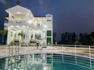 RD Palace and Resort - Lucknow - 0