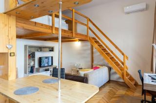 Heart 10 (40 m2 studio with free parking in court) - Budapest - 0