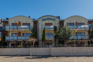 Klimatyczny Apartament Sun Seasons 24 w Rewalu Blisko Plaży by Noclegi Renters - Rewal - 1