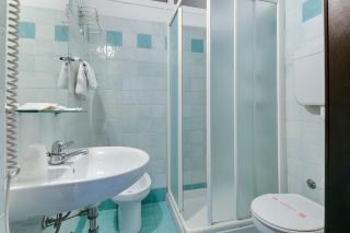 Hotel Villa Merope - Rímini - 9