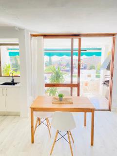 BBQ - POOL - Costa Apartments - 7