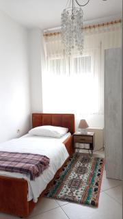 Isabel Rooms - Tirana - 1