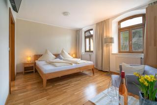 Hotel- Weingut- Moselloreley - Piesport - 7
