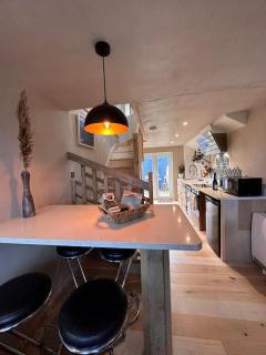 Sea View Nook - 1