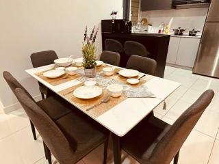 Inspirasi Mont Kiara 3 Rooms Balcony Free WIFI & Carpark By The Homez - Kuala Lumpur - 4