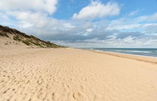 Superb Chalet Close To Hemsby Beach With A Modern Interior, Sleeps 5 Ref 18151B - 5