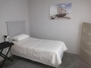 17 Lisa Street, 4 Bed - 2 Bath - Struisbaai - 3