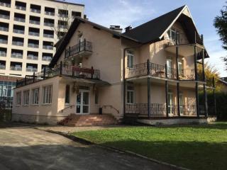 Hotel Sani - Truskavets - 9
