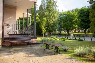 Hotel Sani - Truskavets - 8