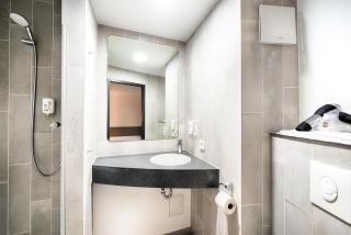 B&B Hotel Kaiserslautern - Kaiserslautern - 1