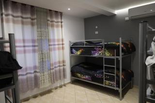 Sonche Hostel - Tirana - 5