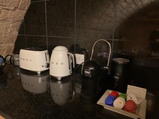 Cobble Cottage - 2