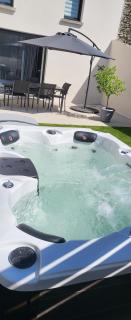 Le Béluga spa Nantes Bouguenais Aéroport - Bouguenais - 0