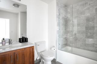 Downtown Studio w Gym Pool nr Metro Center LAX-279 - 1