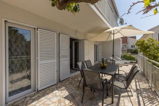 Seaside Sanctuary - Modern 3 Bedroom and 3 Bathroom Apartment 60m from Beach - Novalja - 3