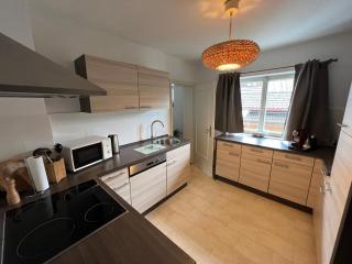 Alpen Suite Tegernsee - große Sonnenterasse und idyllischer Garten - 2