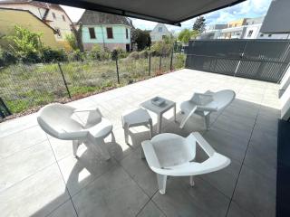 Magnifique 2 pièces, tout équipé, terrasse privée - 7
