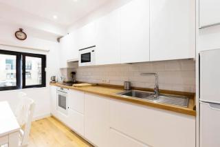 Sorgin-etxe. Basquenjoy - Hondarribia - 1