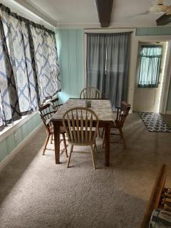 Historic Beach Side Getaway - Pet friendly, WiFi cottage - 3