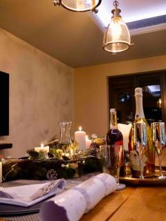 Luxury holiday home sleeps 8-12 W/Hot Tub - 5