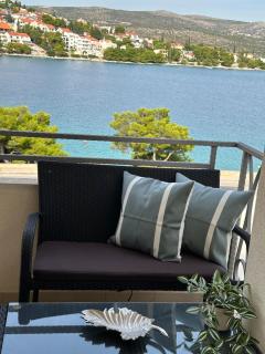Luxury Old Town Apartment with Sea View - Rogoznica - 2