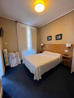 Hotel Ramona - Laredo - 1