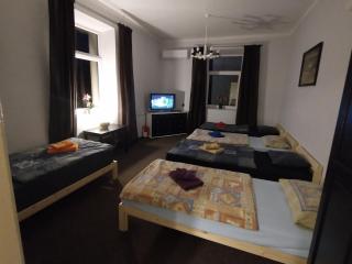 Apartamentai - - 0
