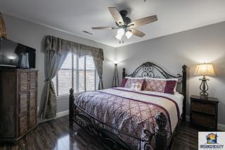 2BR Walk-In Condo - Near the 76 Strip - Pool - FREE TICKETS INCLUDED - CLA-8 - Branson - 9