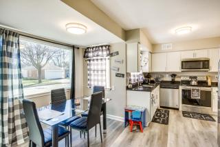 7 Mi to Lake Michigan Milwaukee Vacation Rental - 1