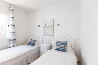 Spacious Apartment in El Poble Nou de Benitatxell, Sea View - 2