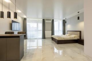 VIP Apartment near Center - Lviv - 3