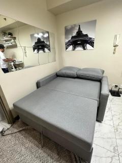 Larue cozy room in Solemare Parksuites Paranaque - Manila - 6